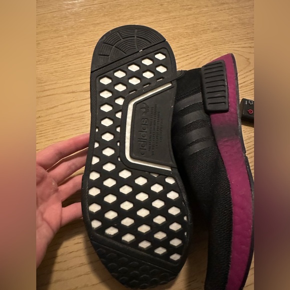 Black and maroon NMD’s - Picture 5 of 6